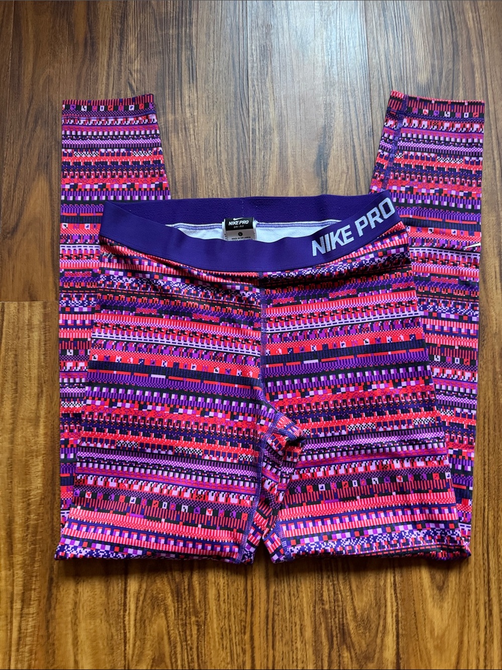 Nike Purple and Pink Patterned iInsulated Leggings